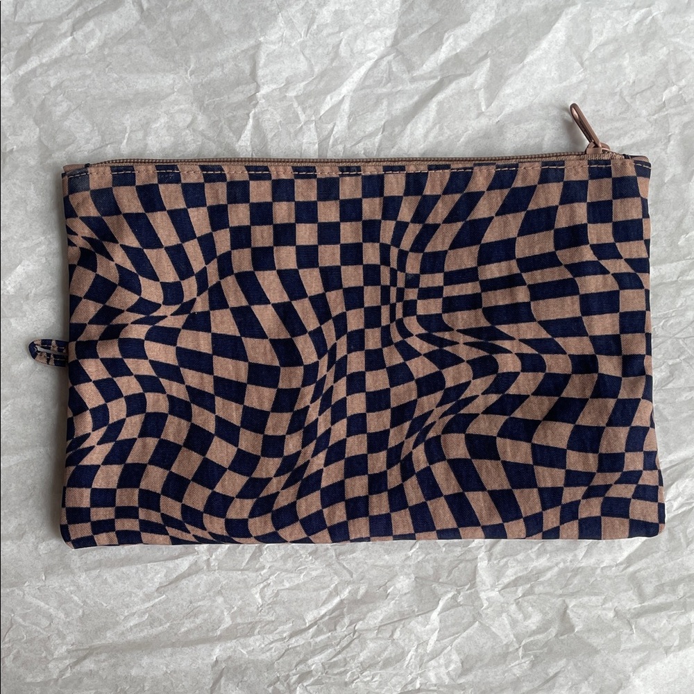 BAGGU Medium Checkered Pouch